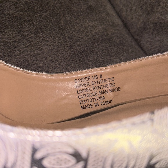 🌻 Gorgeous Silver Pumps 🛍️ bebe 💕 Festive 🛍️ Size 8 - Picture 12 of 12